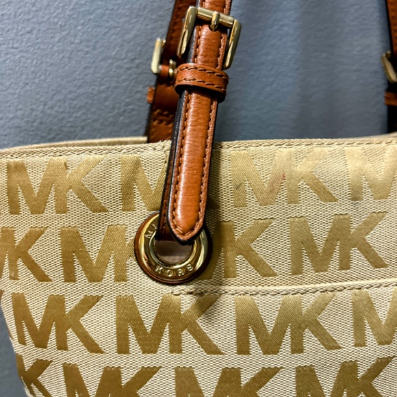 Michael Kors medium canvas bag - Picture 3 of 10
